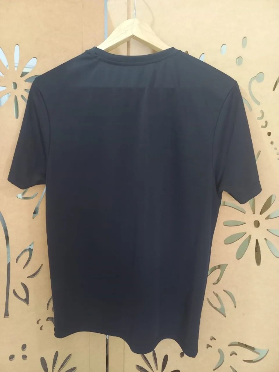camiseta esportiva ace com listras preta - P - Foto 6