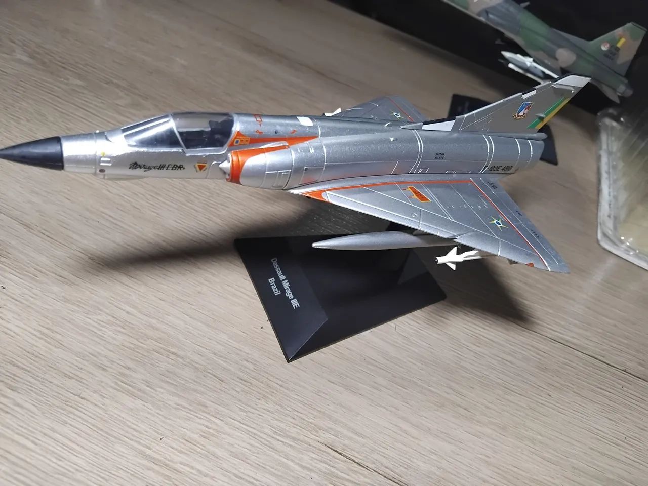 Miniatura escala 1:72 Dassault Mirage III E - Brasil