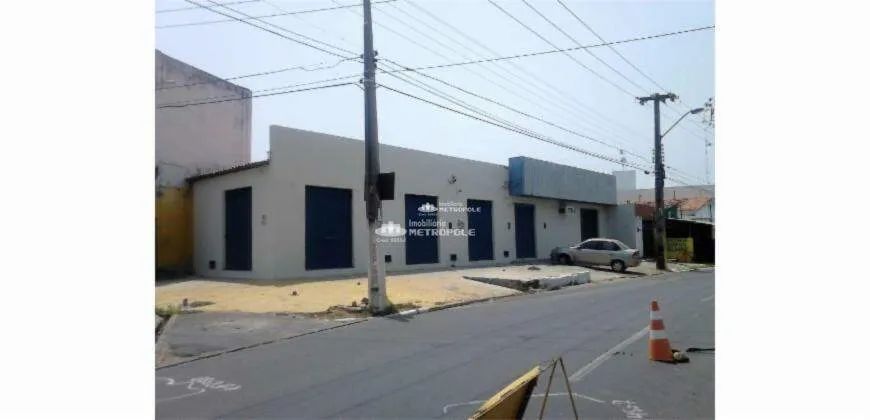 AV. PEDRO FREITAS - BAIRRO: VERMELHA