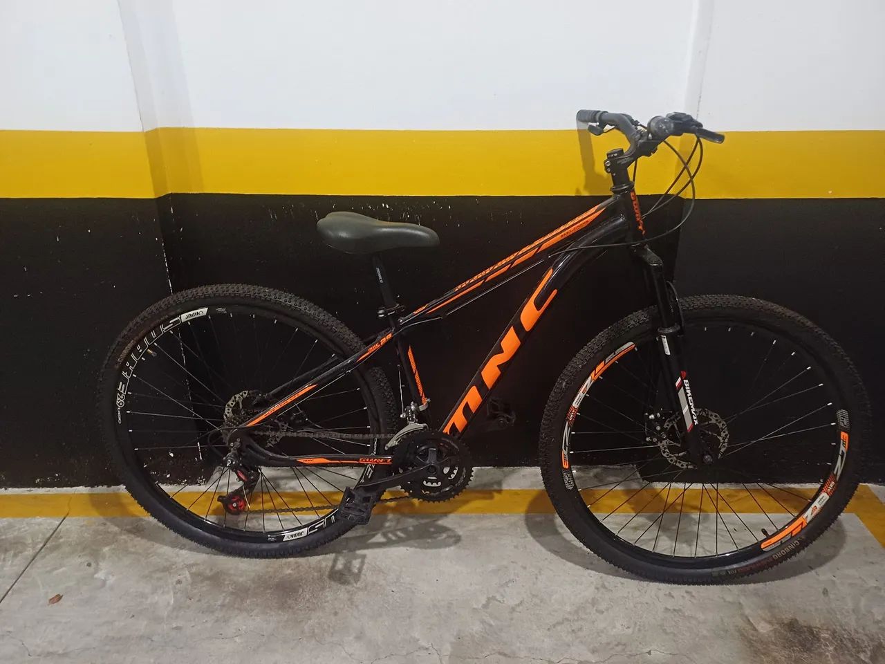 Bicicleta TNC aro 29 semi-nova