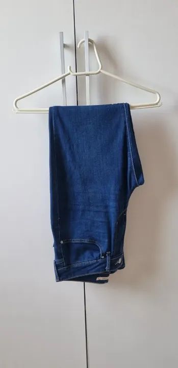 Calça jeans feminina da Levi's 