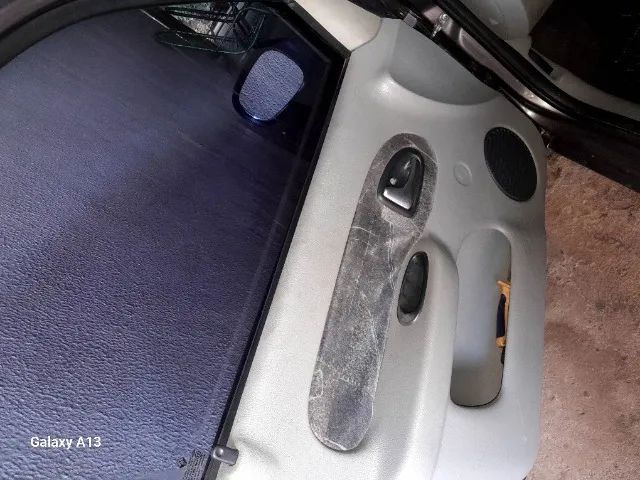 Renalt Clio 2006 8.900 - Foto 4
