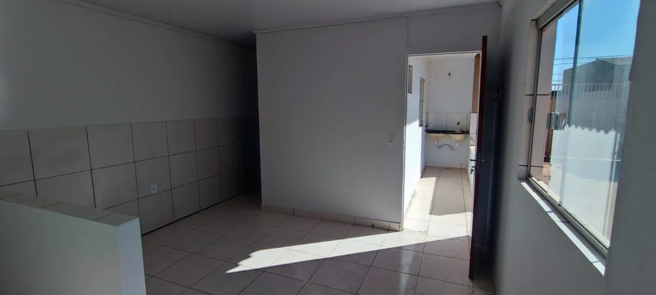 Kitnet com garagem em Taguatinga Sul