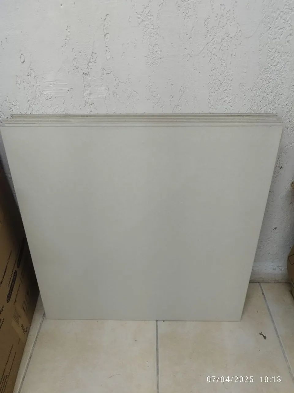 Piso Porcelanato Novo - Excelente Estado - Foto 3