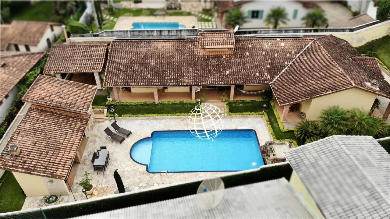 Casa com 3 dormitórios à venda, 480 m² por R$ 1.350.000,00 - Condomínio Marf II - Bom Jesu