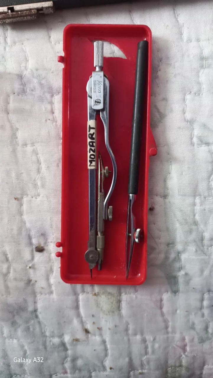 Conjunto de Compasso Kern Swiss Mozart