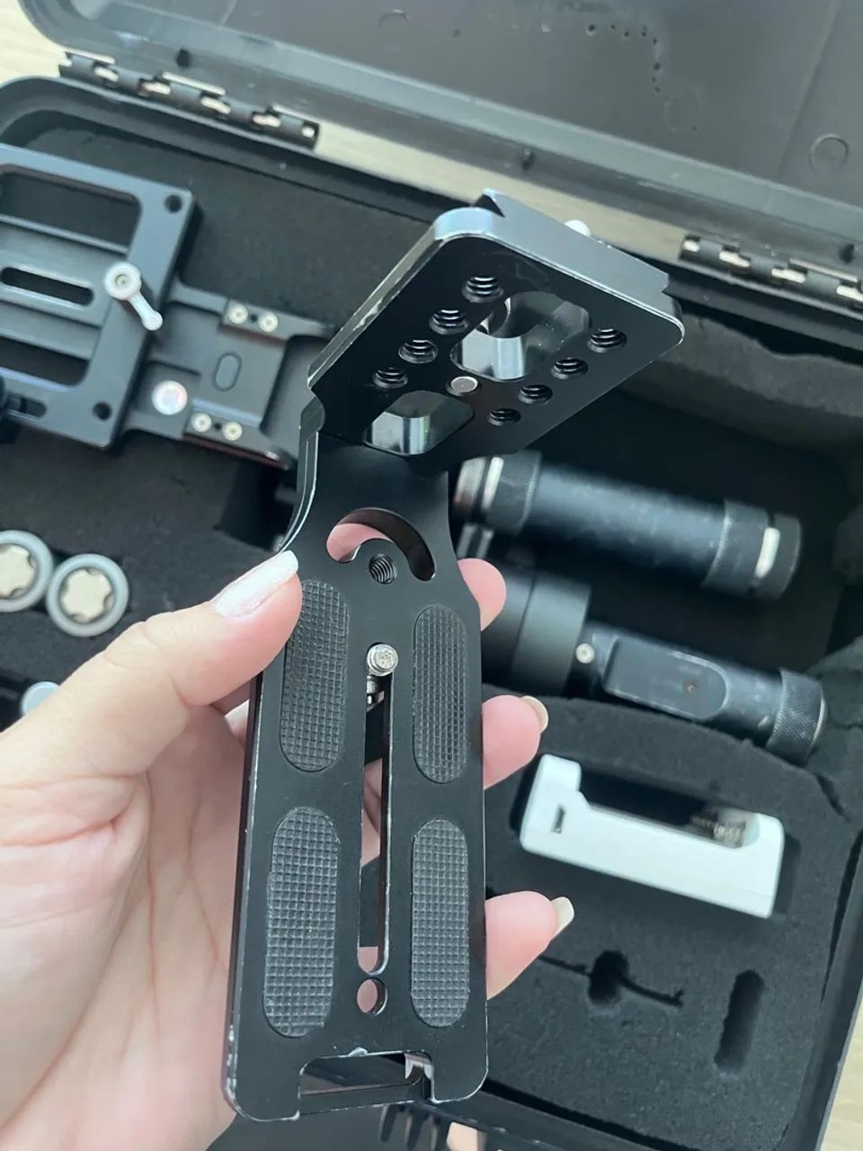 Estabilizador Gimbal Wordview para câmeras DSLR e Mirroless  - Foto 4