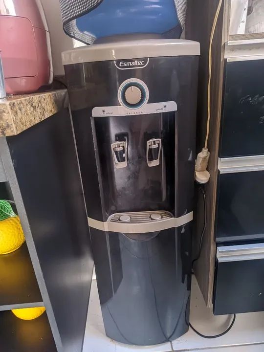 Bebedouro de água gelada e natural - Foto 2