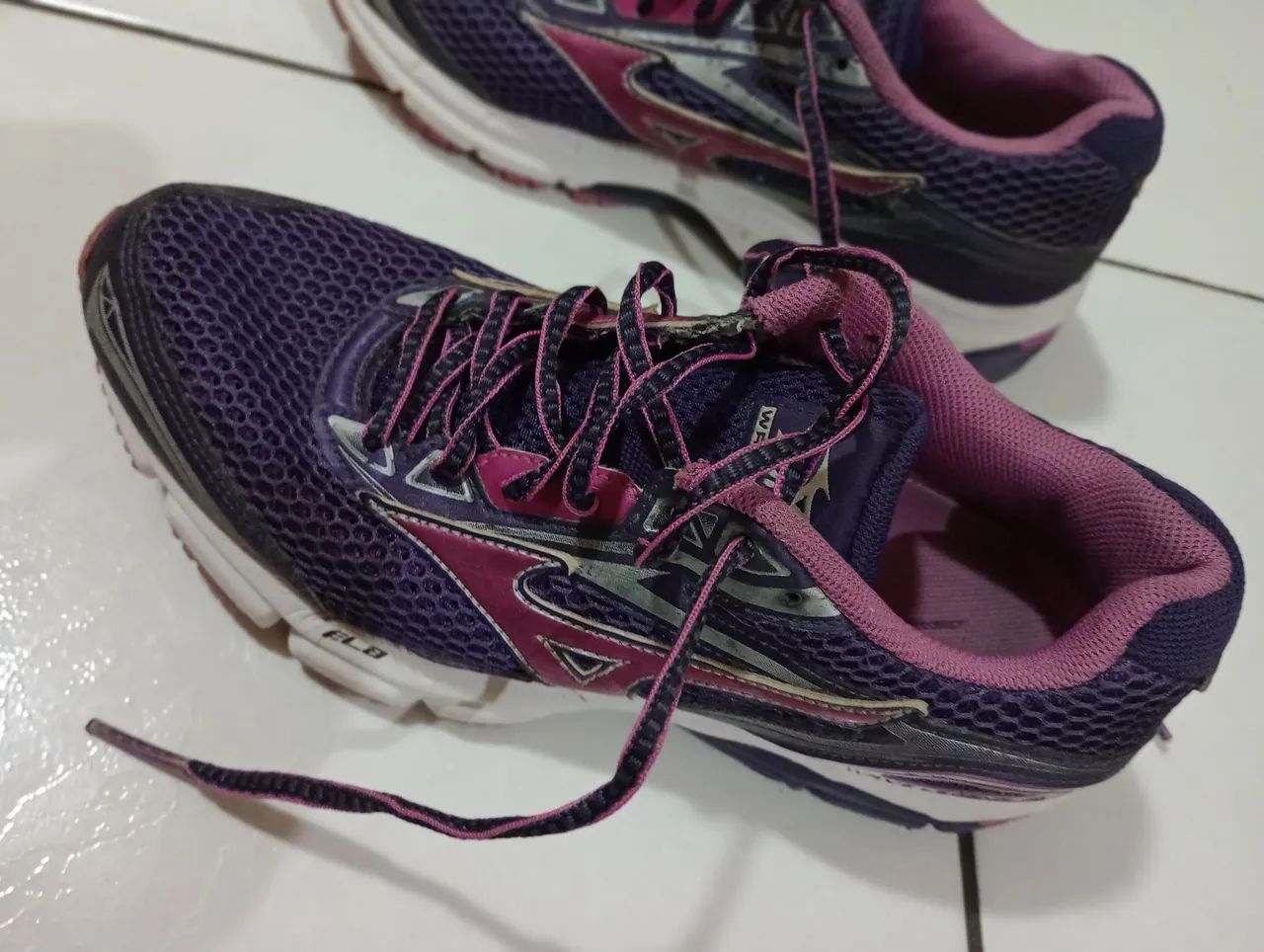 Tênis MIZUNO Feminino Original n° 37 Calçados Esportivos