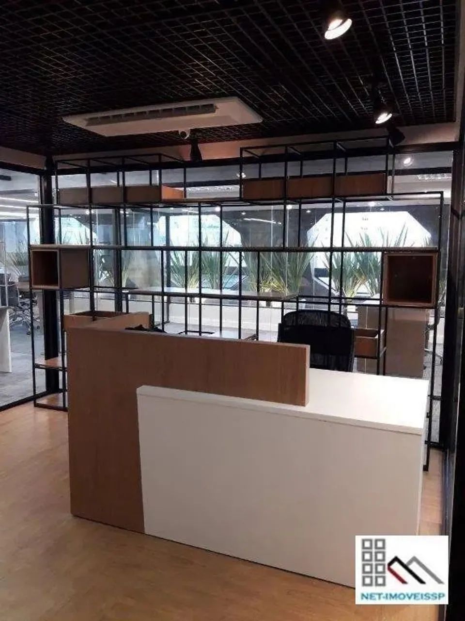 COMPRA COM RENDA GARANTIDA. LAJE COMERCIAL (258,56m²), 6 BANHEIROS, 4 VAGAS, TOTALMENTE MO - Foto 3