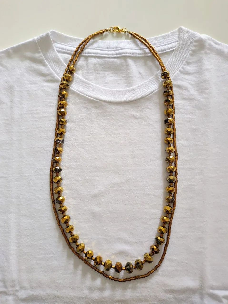 Colar de Cristais Dourado 