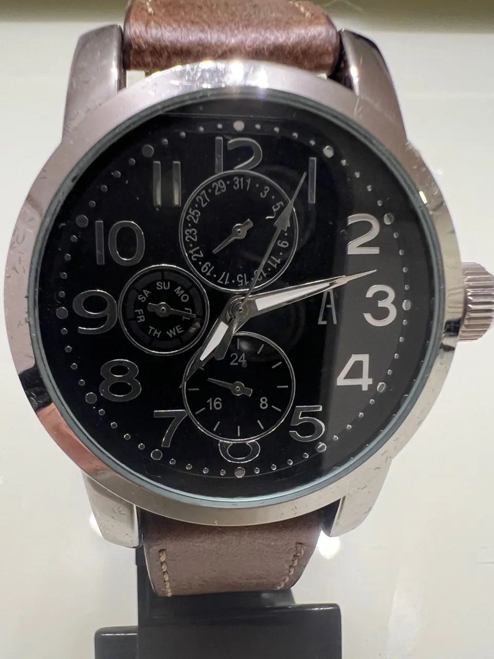 Relógio Masculino Zara com Detalhes Funcionais - Acessórios