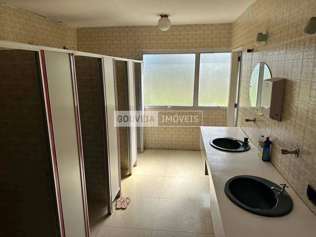 Barracão com 1.050 m² de Área Útil e 24.500 m² de Terreno, aluguel de R$ 32.000 + Taxas -  - Foto 12