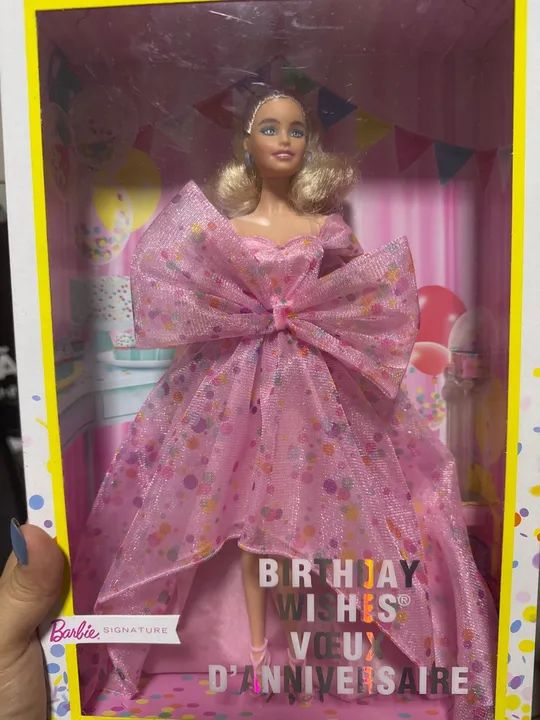 Boneca Barbie Signature - Edição Especial Aniversário - Foto 4
