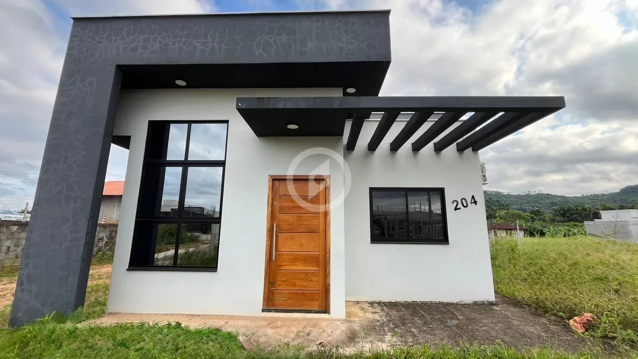 Casa à venda no bairro Escolinha - Guaramirim/SC