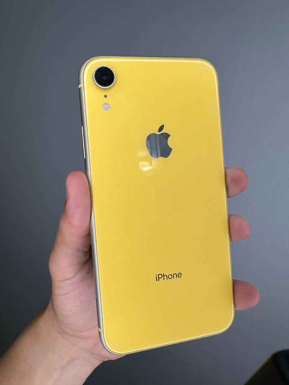 iPhone XR - 64GB - Amarelo - Perfeito estado - Celulares e