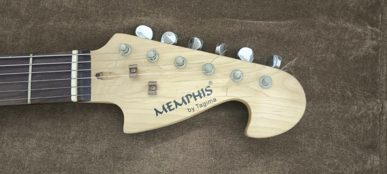 Guitarra Memphis by Tagima