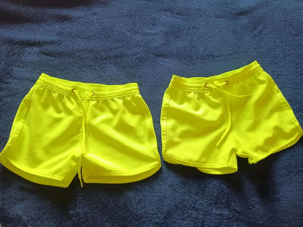 Shorts Neon Feminino 