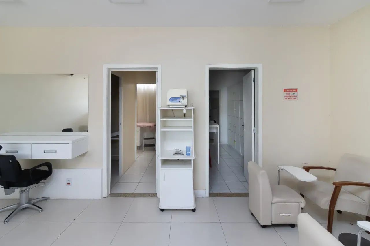 Venda de Loja em Porto Alegre-RS, bairro Praia de Belas com 76m² Área Const. e 88m² Área T - Foto 4