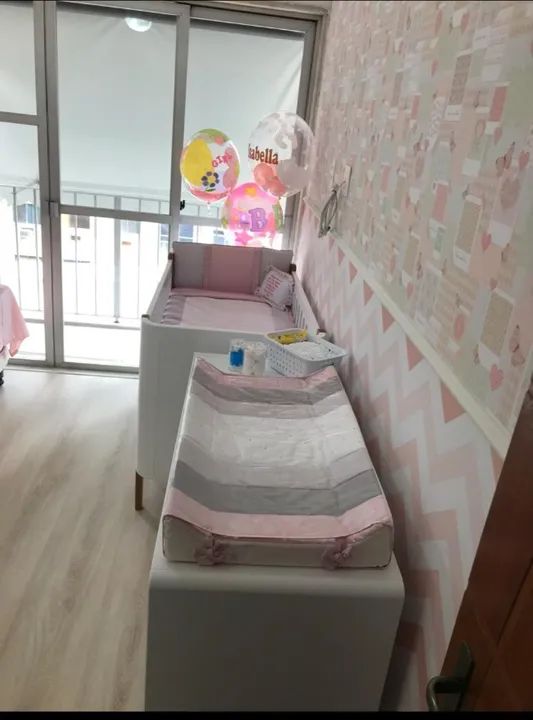 Jogo de Quarto Infantil (Berço, Cômoda e Prateleira)