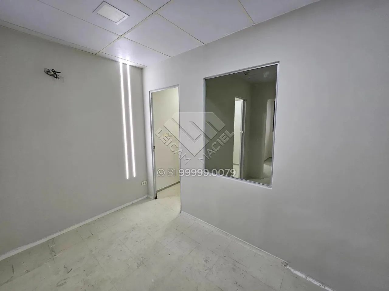 Sala Comercial de 27,20m² na Ilha do Leite com 1 vaga garagem