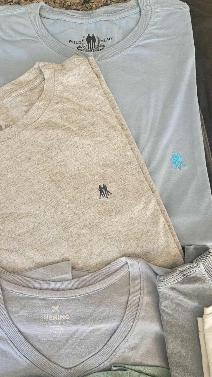 Lote de 30 (trinta) Camisas Usadas e Seminovas  - Foto 4