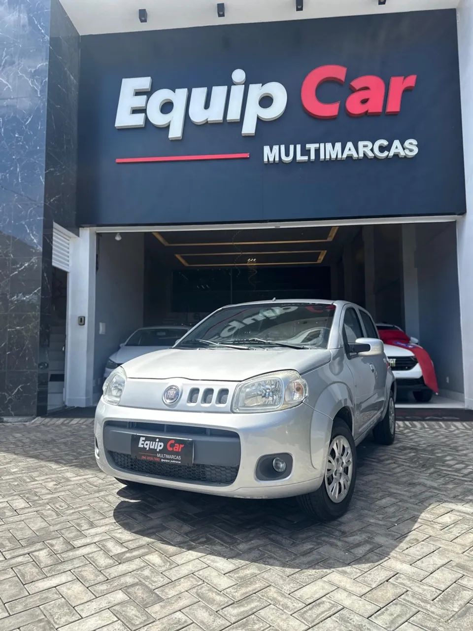 FIAT UNO VIVACE 2011 R$31.900