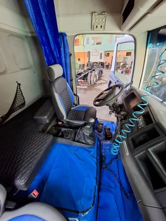 VOLKSWAGEN 25-420 VITRONIC AUTOMÁTICO TETO ALTO CONSTELLATION 6X2 DIESEL ANO E MODELO 2016 - Foto 11