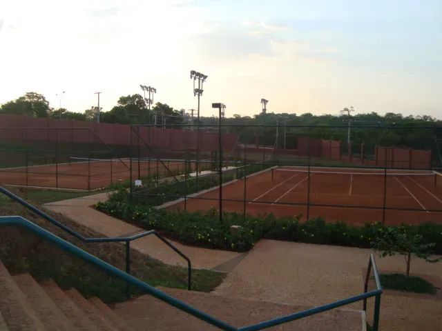 Lote condomínio Jardins Valência