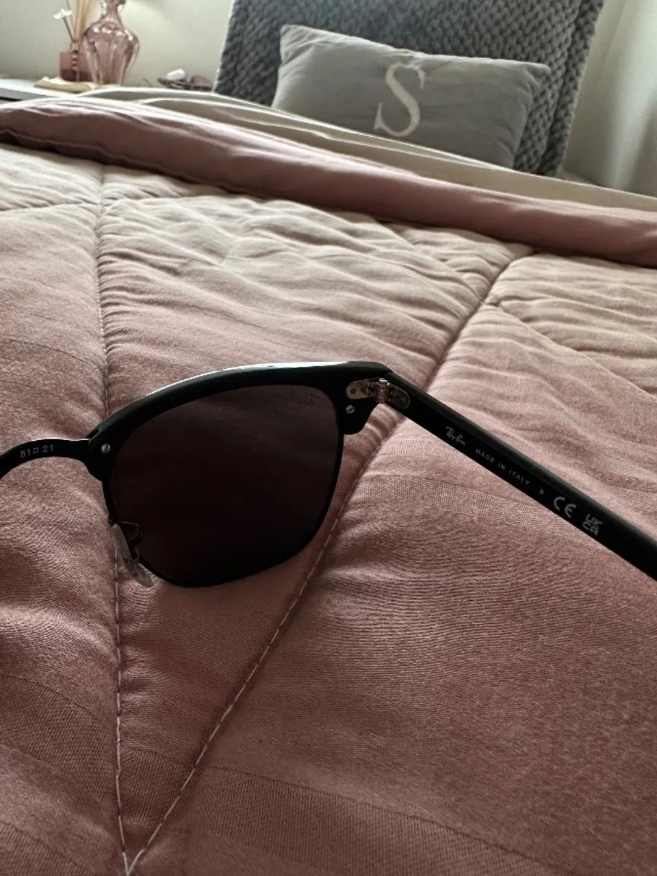 Óculos rayban clubmaster novo  - Foto 3