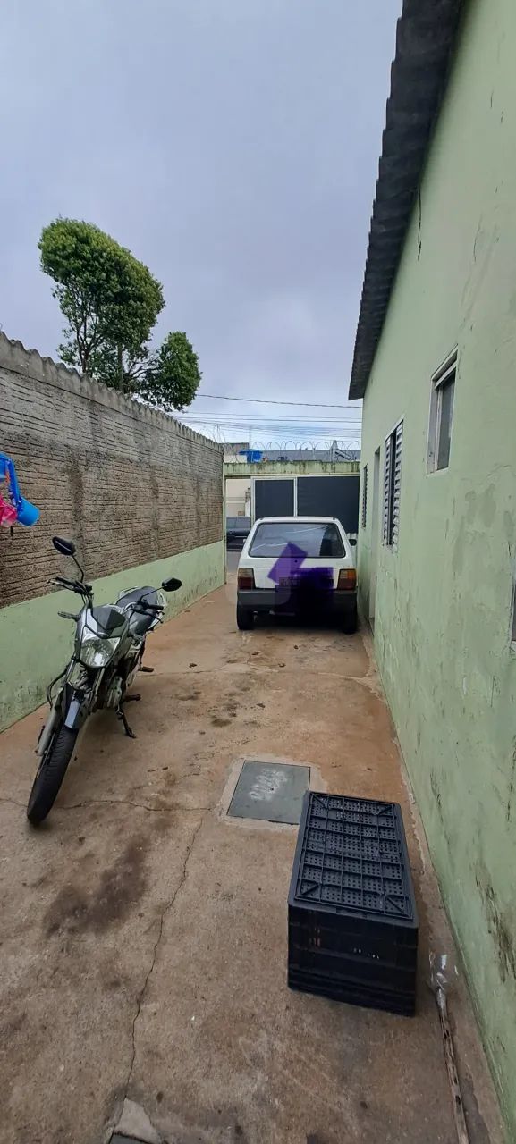Casa e comercio para venda no bairro Jardim das Palmeiras.