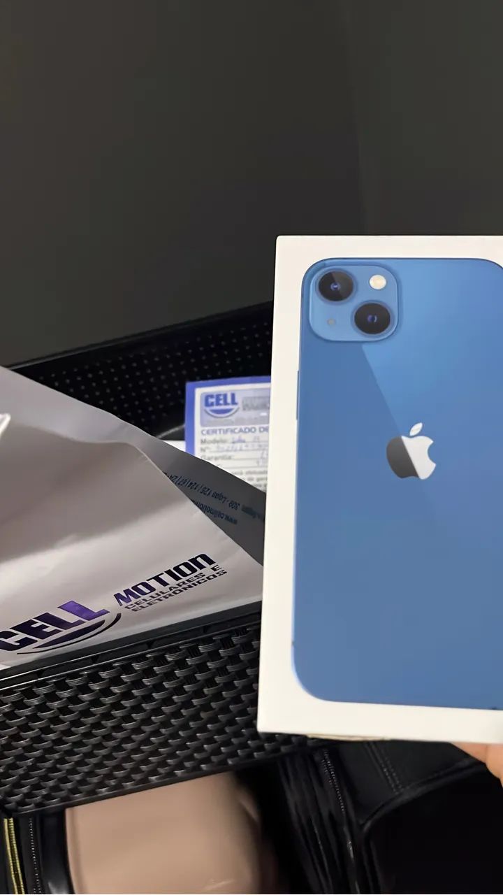 iPhone 13 único dono ! Extremamente novo.