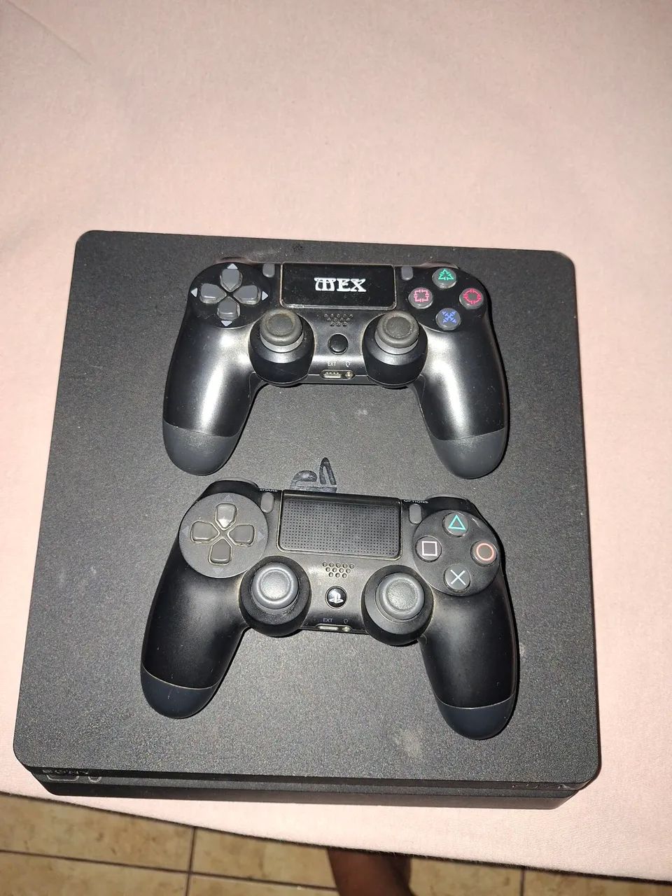 PlayStation 4 1TB - Foto 3