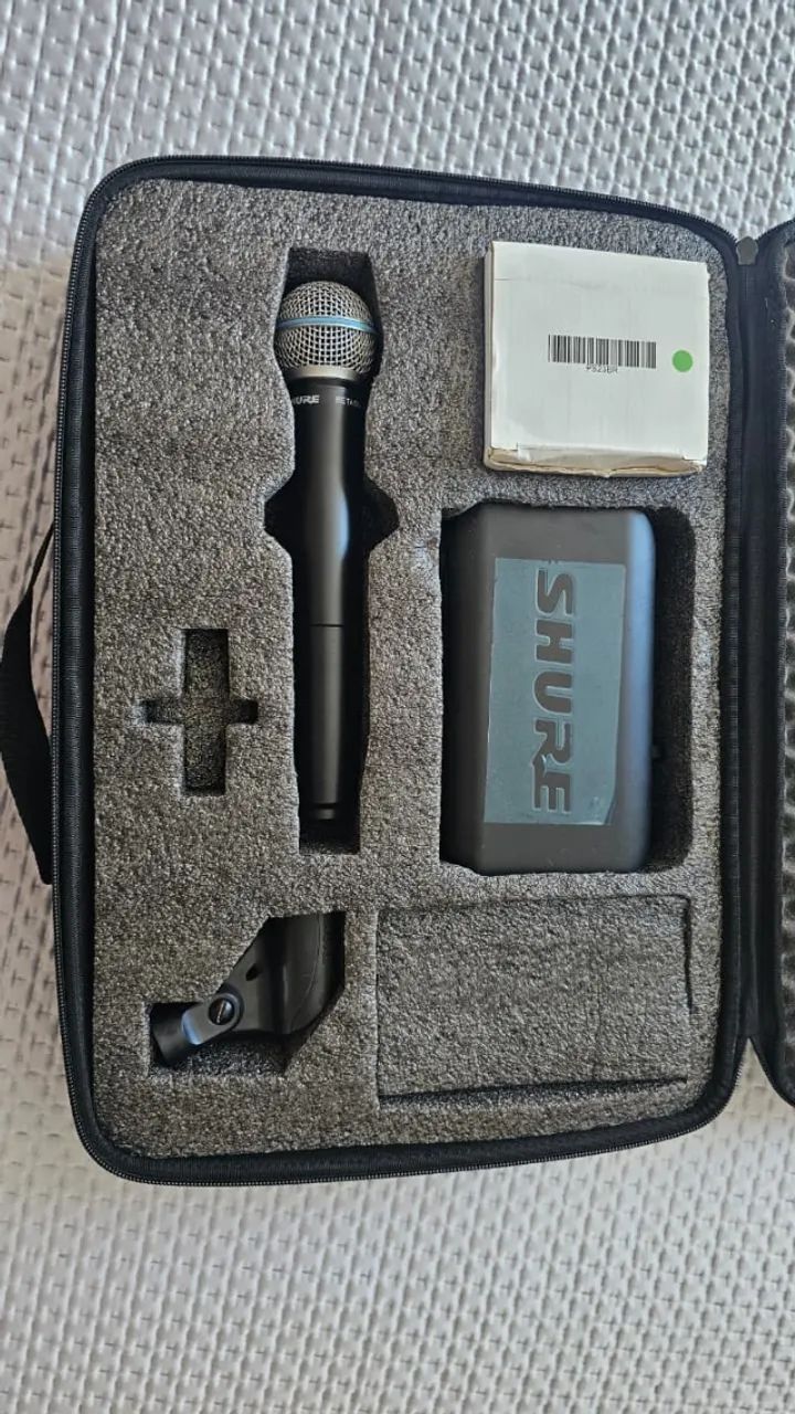 Microfone SHURE - vocal sem fio bastão BETA58 Shure BLX24/B58 - Foto 3