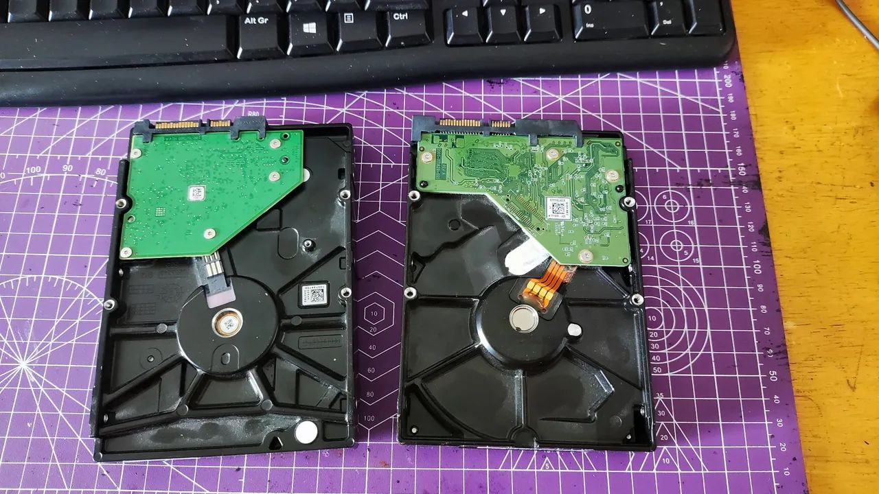 2 HDs 1tb e 2tb - WD e Seagate - Foto 2