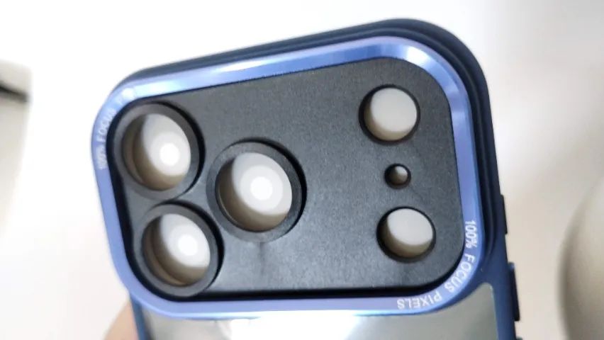  Capinha para iPhone 17 Pro - Foto 3
