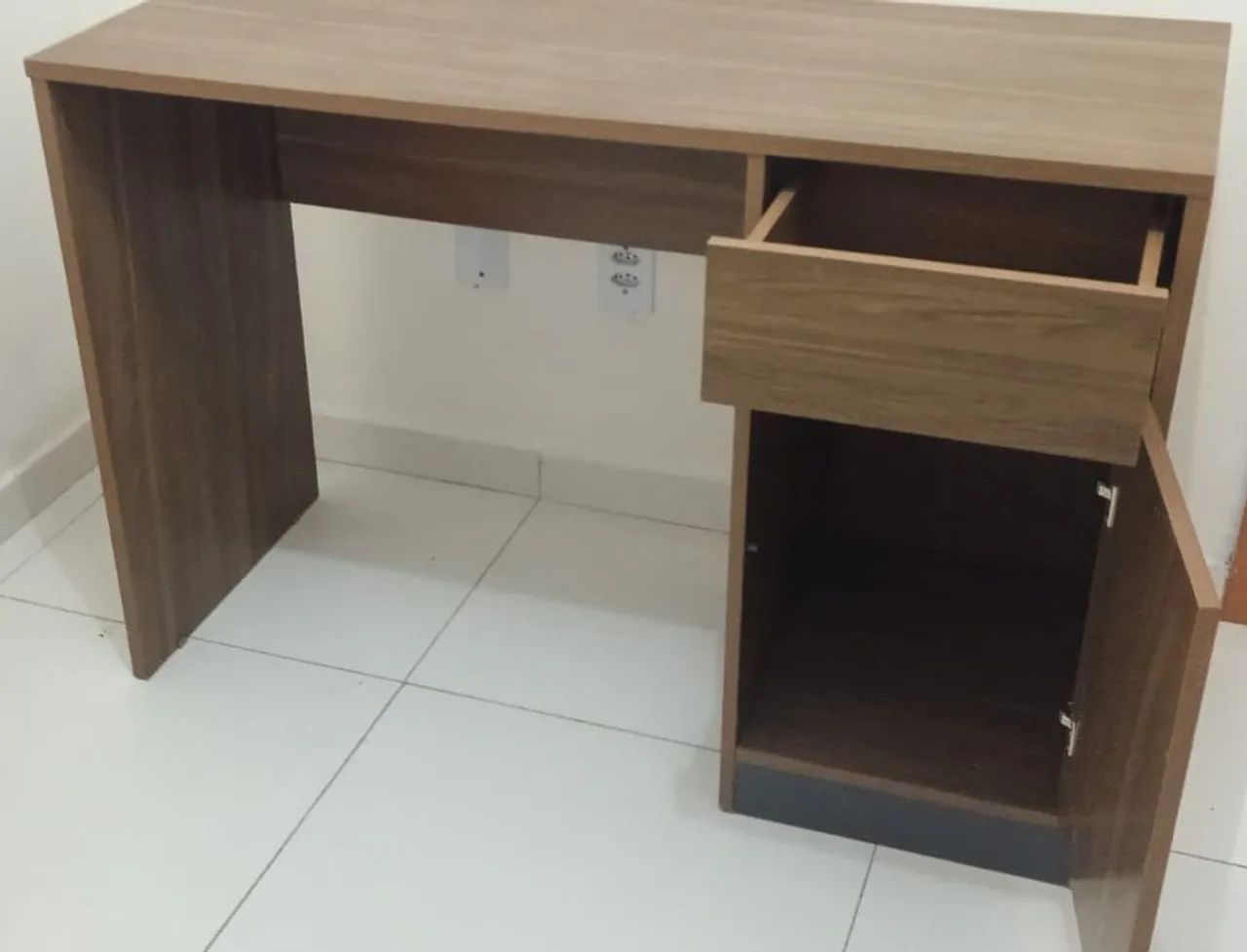 Escrivaninha  - Foto 2