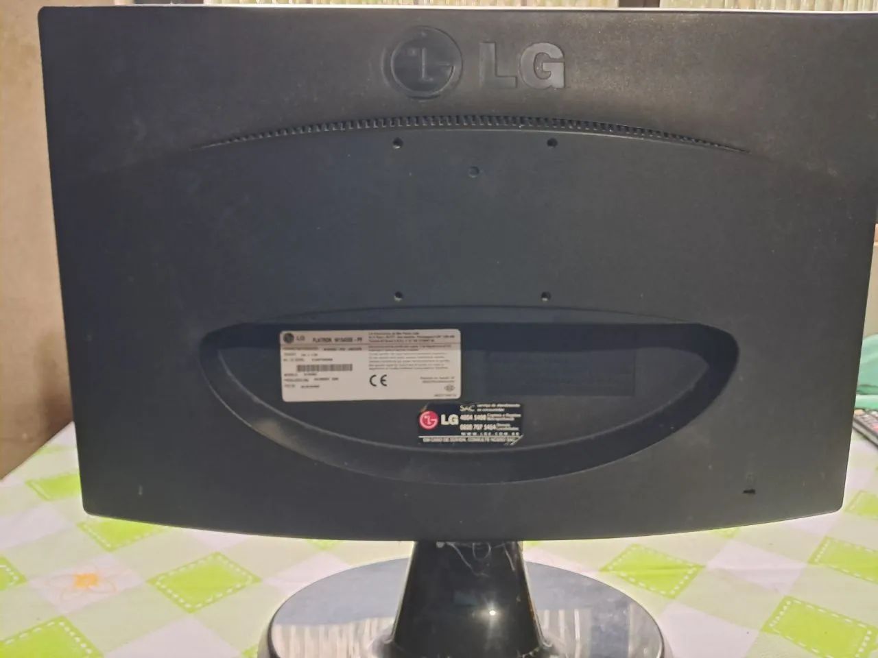 Monitor LG LCD 18,5 Polegadas Flatron usado - Foto 3