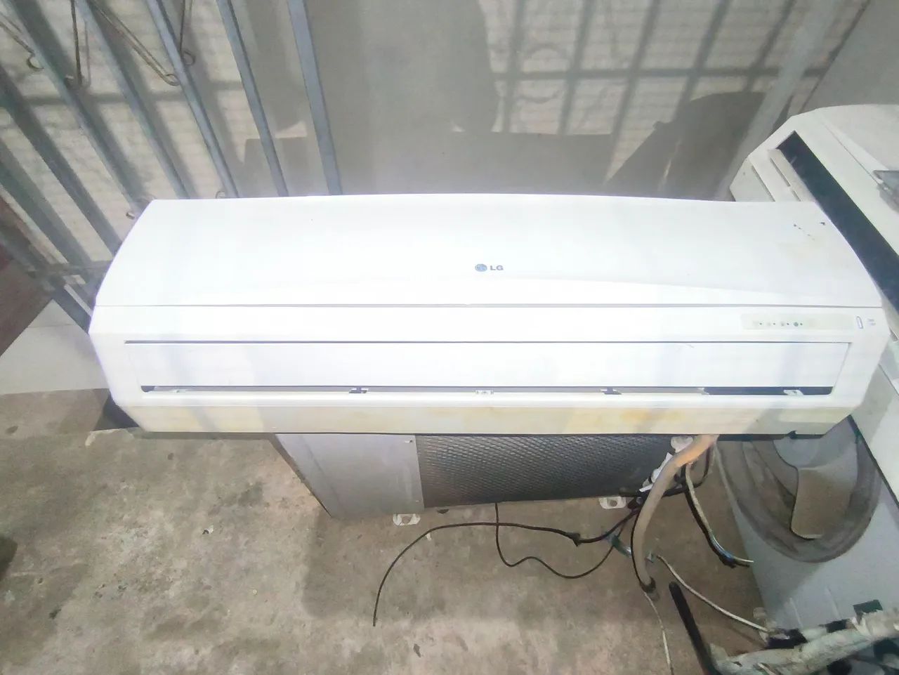 Vende centrais de ar LG de 9.000btus e 12.000 BTUs funcionando só instalar e usar - Foto 3