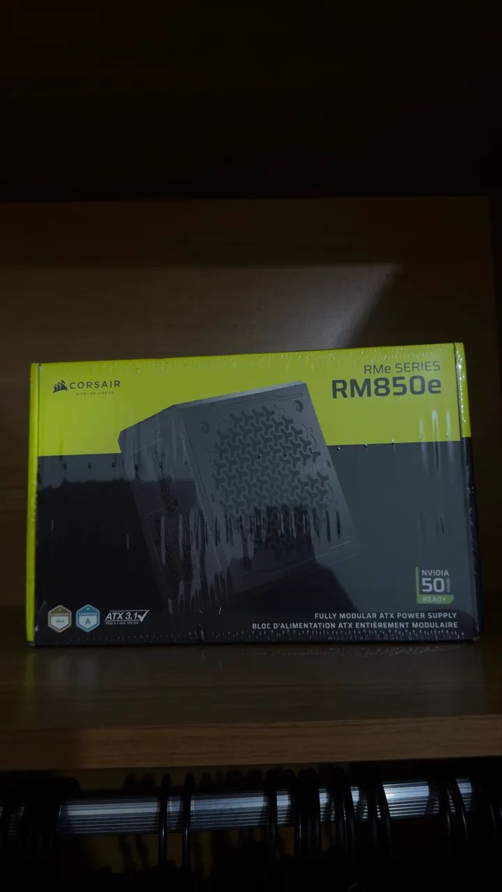 Fonte Corsair RM850e Plus Gold 850W - Nova e Lacrada