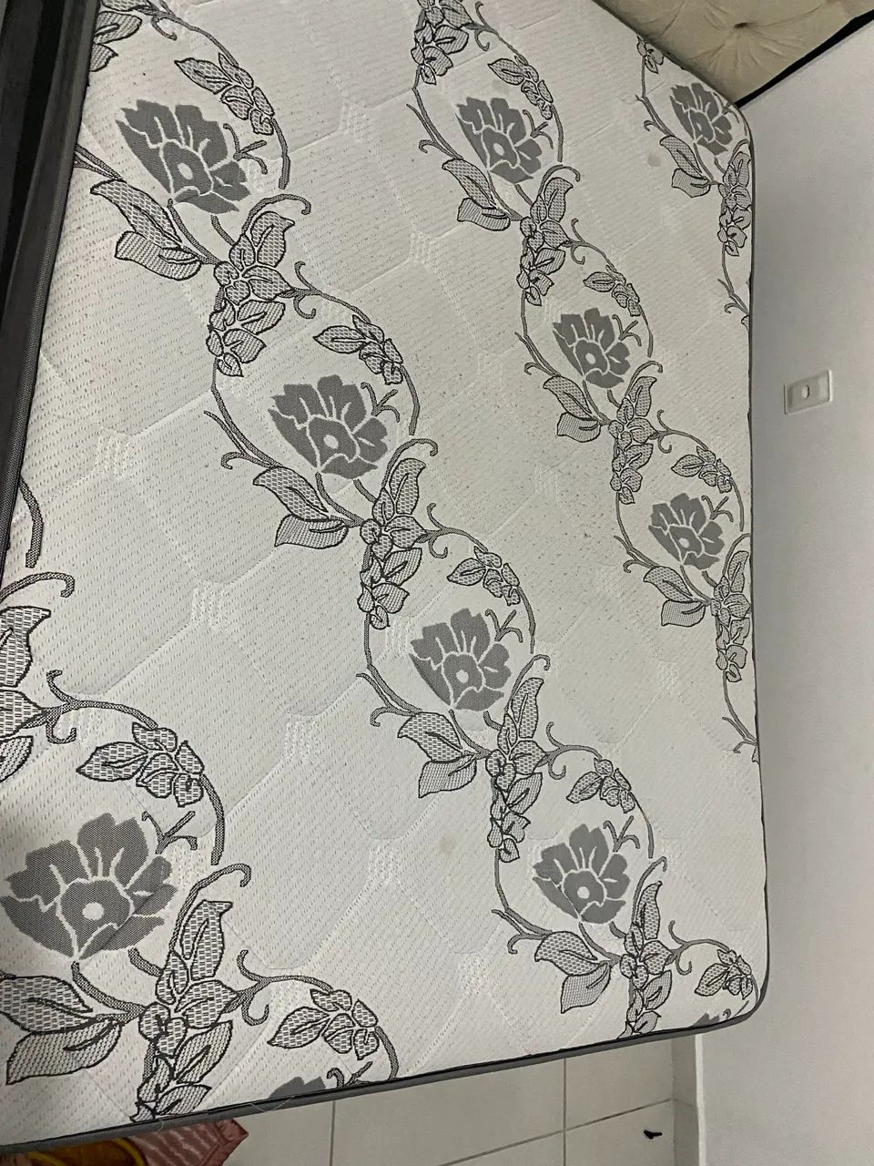 Cama e cabeceira - Foto 2