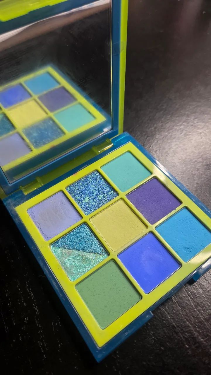 HUDA BEAUTY COLOR BLOCK - Foto 3