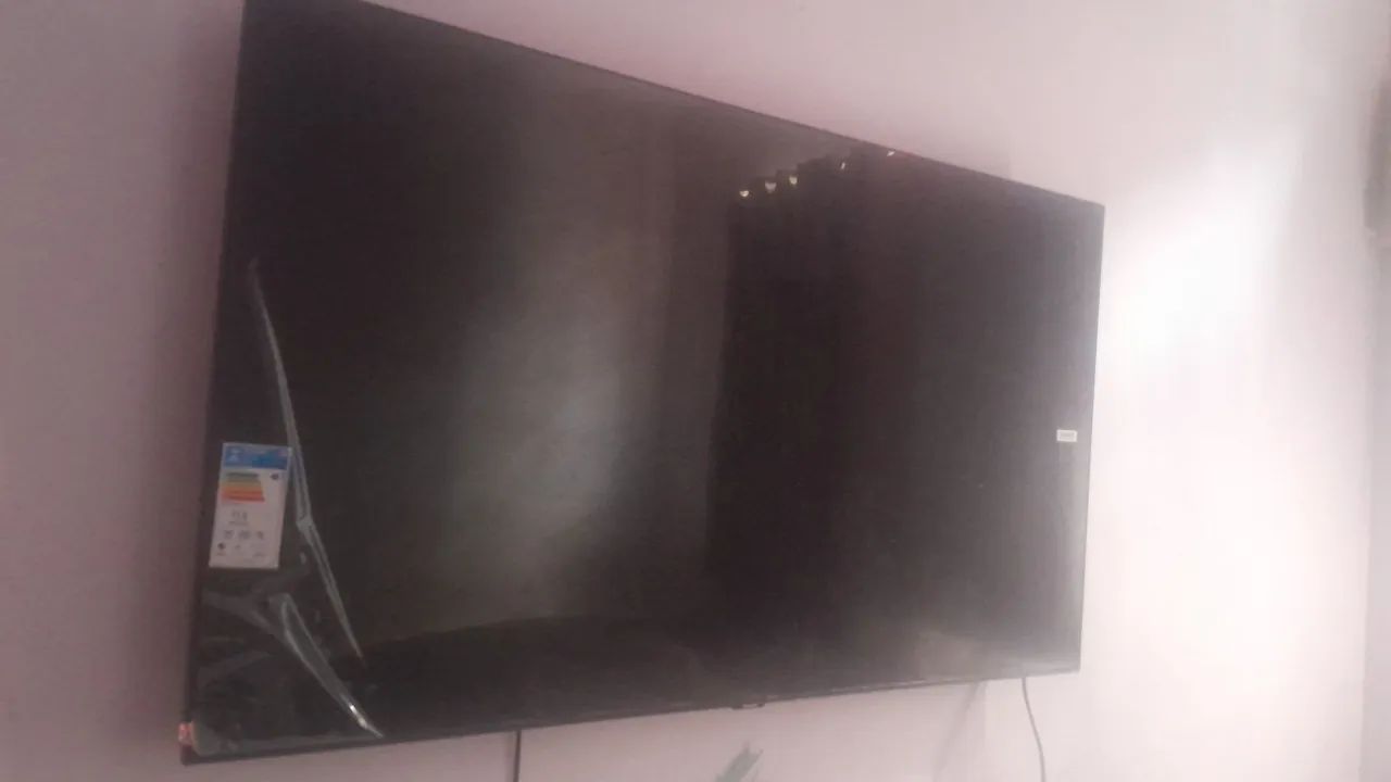 Vendo TV Samsung Smart 58 Polegada 4K - Foto 2