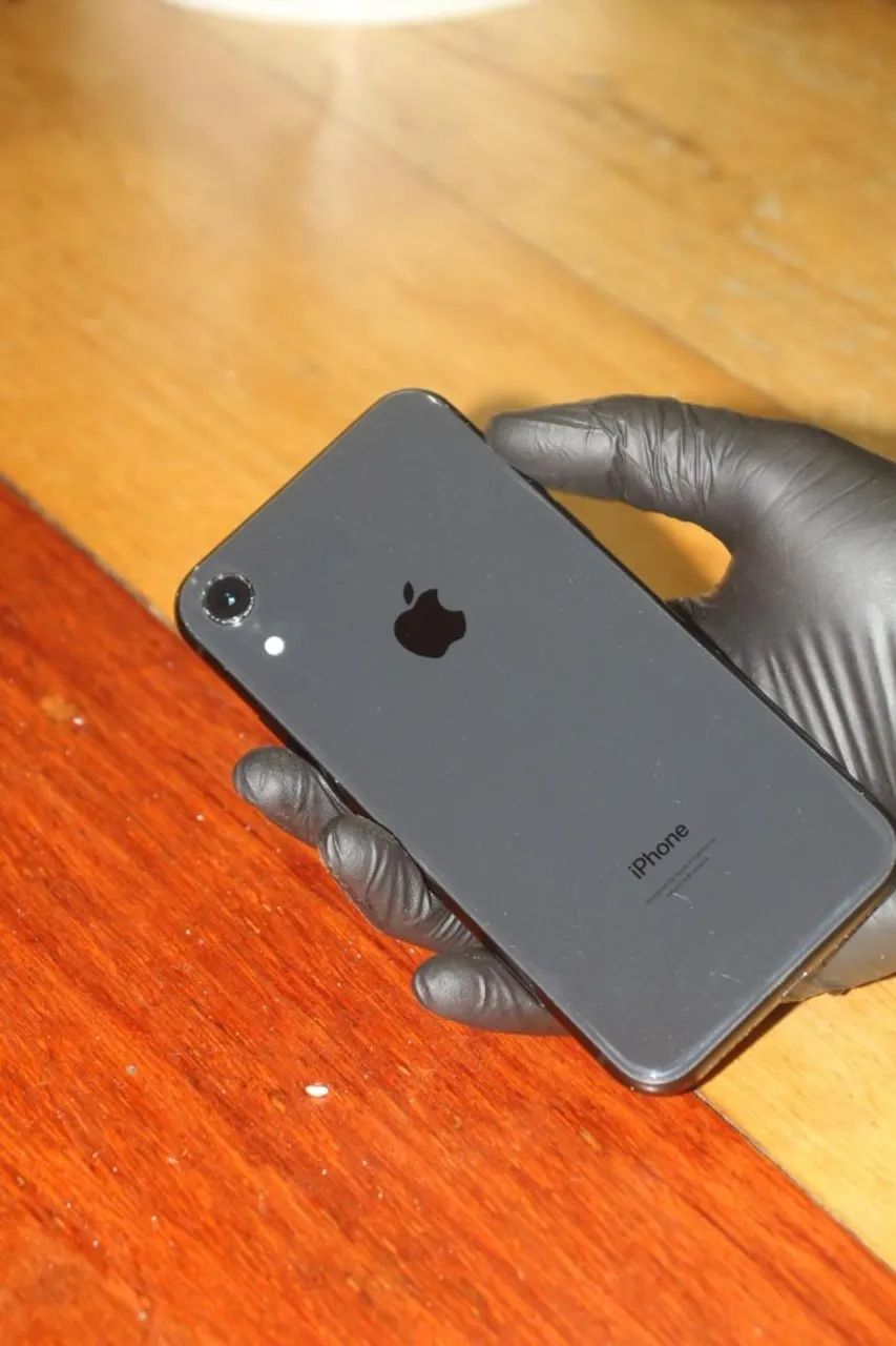 iPhone XR 64GB - Celulares e Smartphones - Jaguaquara 1496333299 | OLX