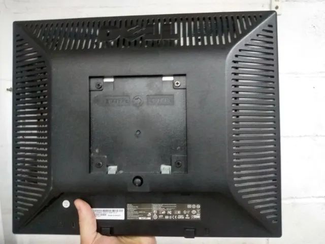 Monitor Dell E177FPc - 17 polegadas - Foto 2