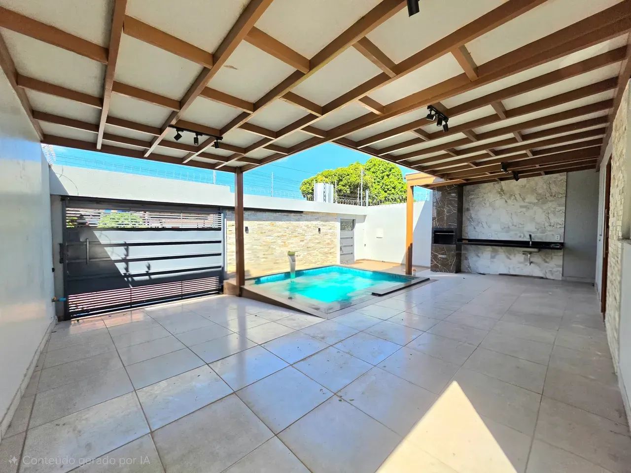 Casa com 2 Quartos sendo 1 Suíte com Closet com  Placa Solar - Foto 2