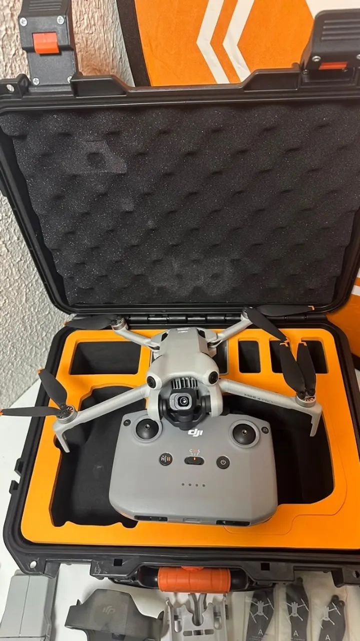 Drone DJI MINI 4 PRO + RC-N3 | FLY MORE Combo | 3 baterias