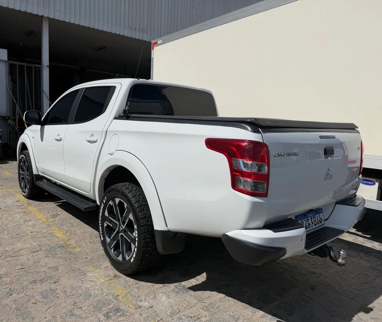 Mitsubishi L200 Triton Sport GL 2.4 Diesel 2023 2023