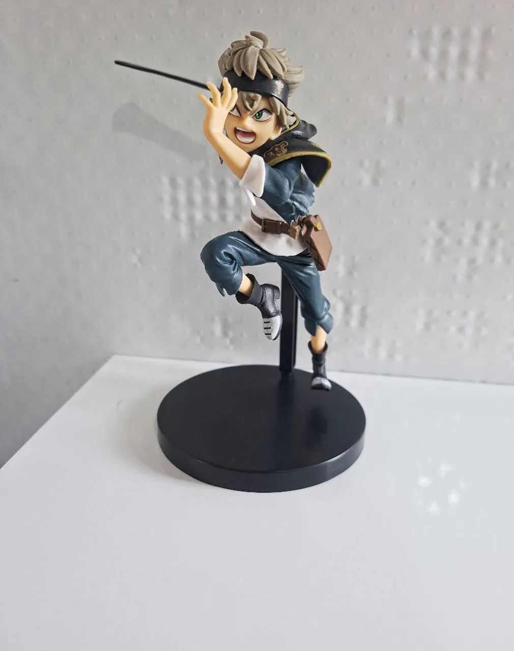 Figure Asta Black Cover 18cm - Foto 3