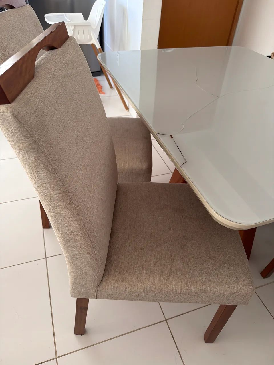 Mesa 4 cadeiras ?  - Foto 4